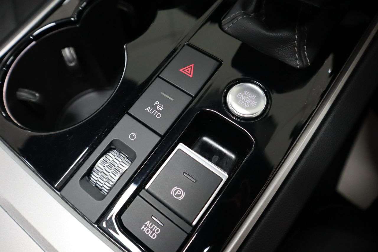 2020 VOLKSWAGEN TOUAREG 2020 VOLKSWAGEN TOUAREG