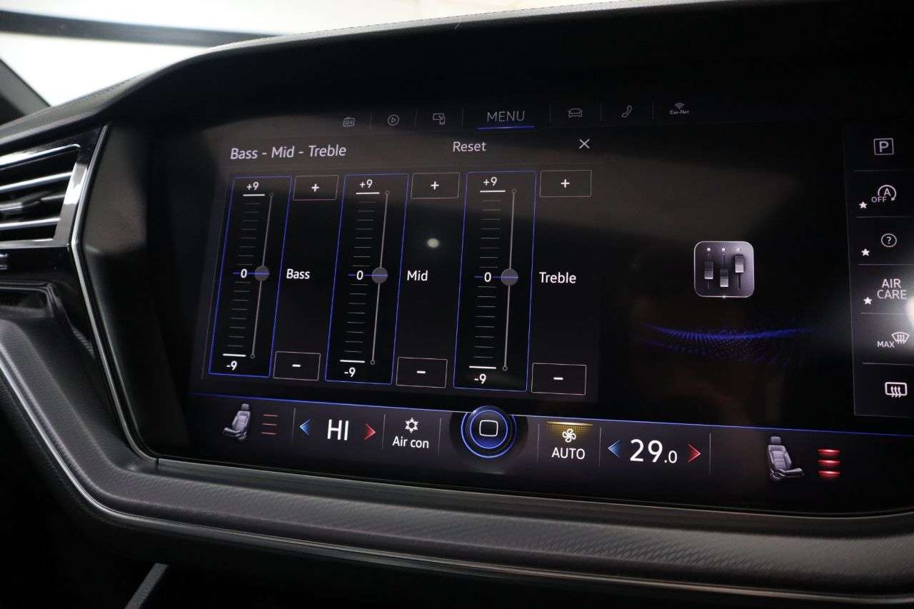 2020 VOLKSWAGEN TOUAREG 2020 VOLKSWAGEN TOUAREG