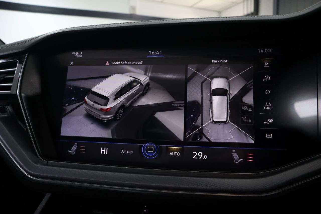 2020 VOLKSWAGEN TOUAREG 2020 VOLKSWAGEN TOUAREG