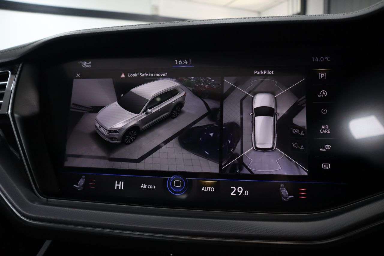 2020 VOLKSWAGEN TOUAREG 2020 VOLKSWAGEN TOUAREG