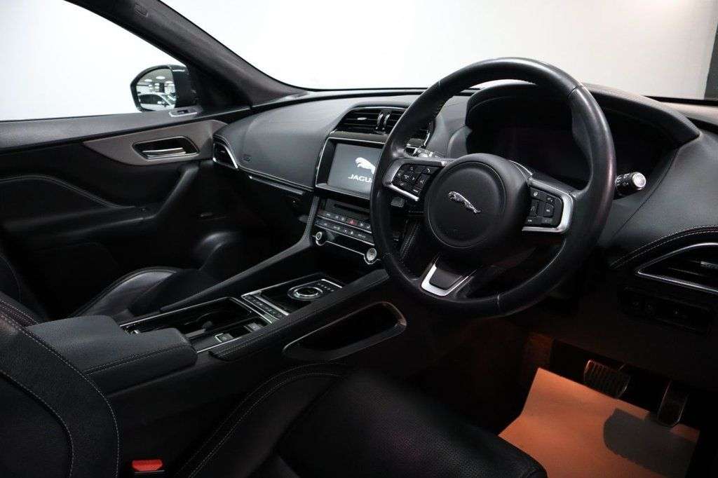 2020 JAGUAR F-PACE 2020 JAGUAR F-PACE