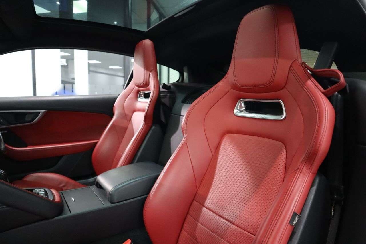 2019 JAGUAR F-TYPE 2019 JAGUAR F-TYPE