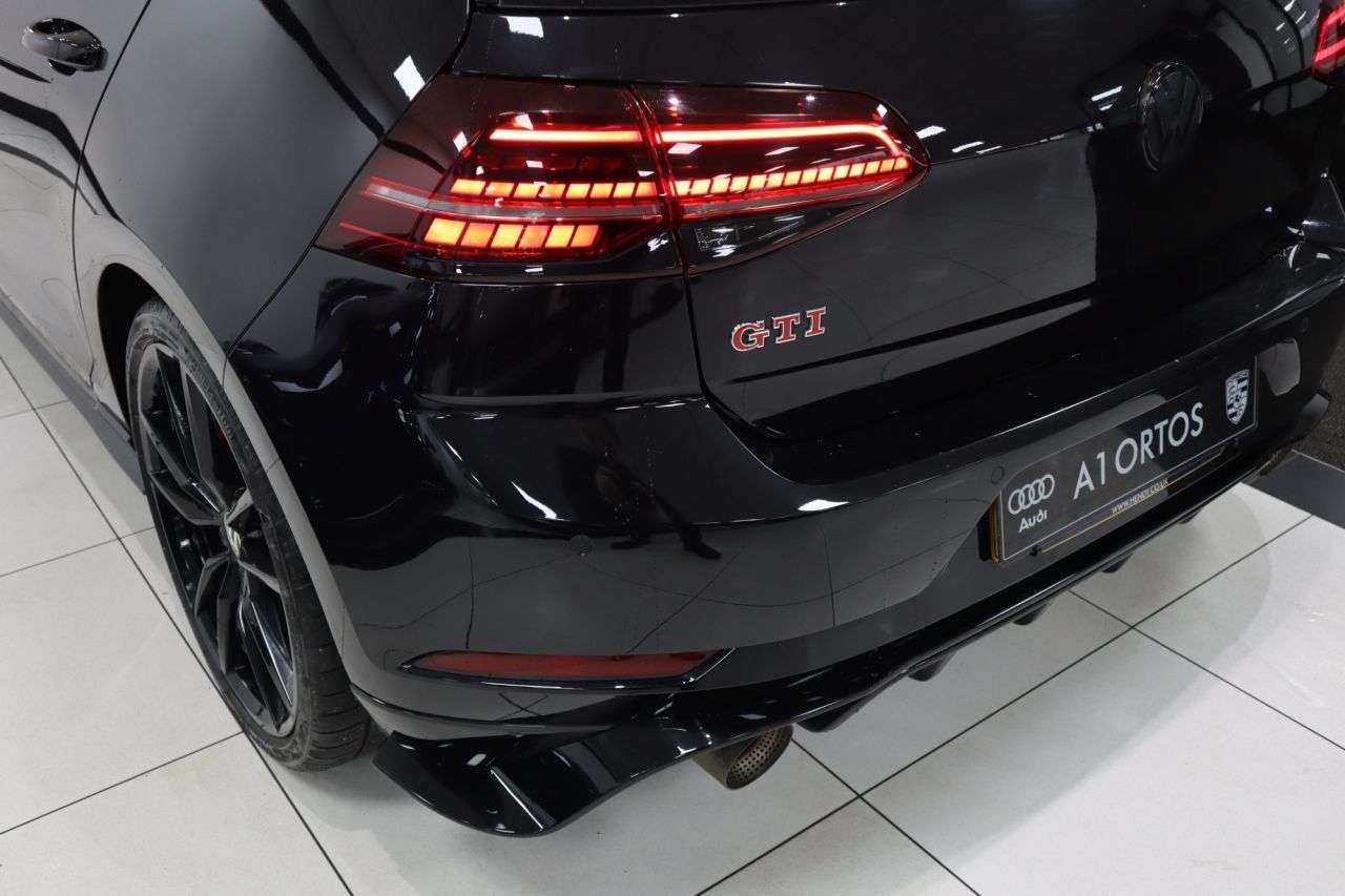 2020 VOLKSWAGEN GOLF 2020 VOLKSWAGEN GOLF