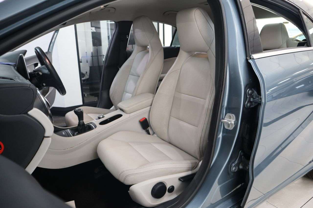 2014 MERCEDES-BENZ A-CLASS 2014 MERCEDES-BENZ A-CLASS