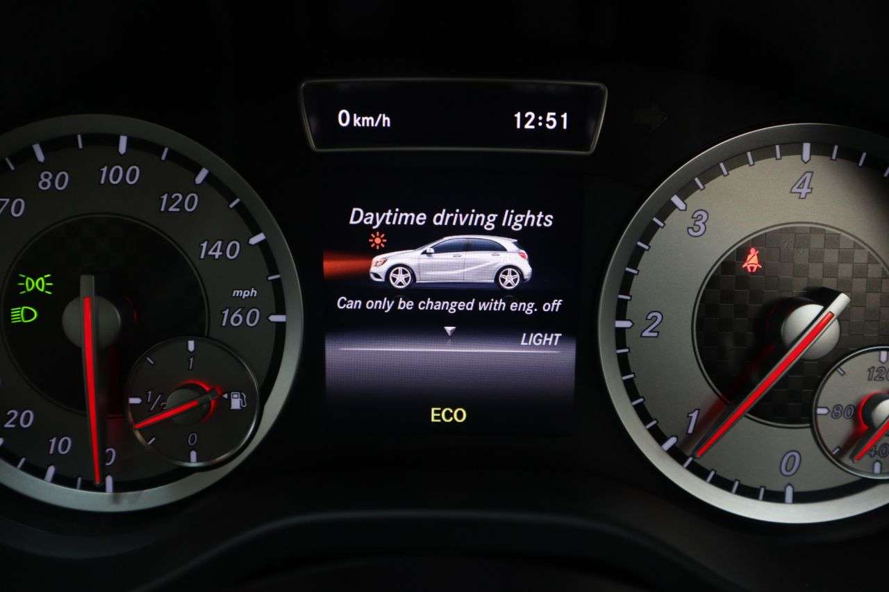 2014 MERCEDES-BENZ A-CLASS 2014 MERCEDES-BENZ A-CLASS