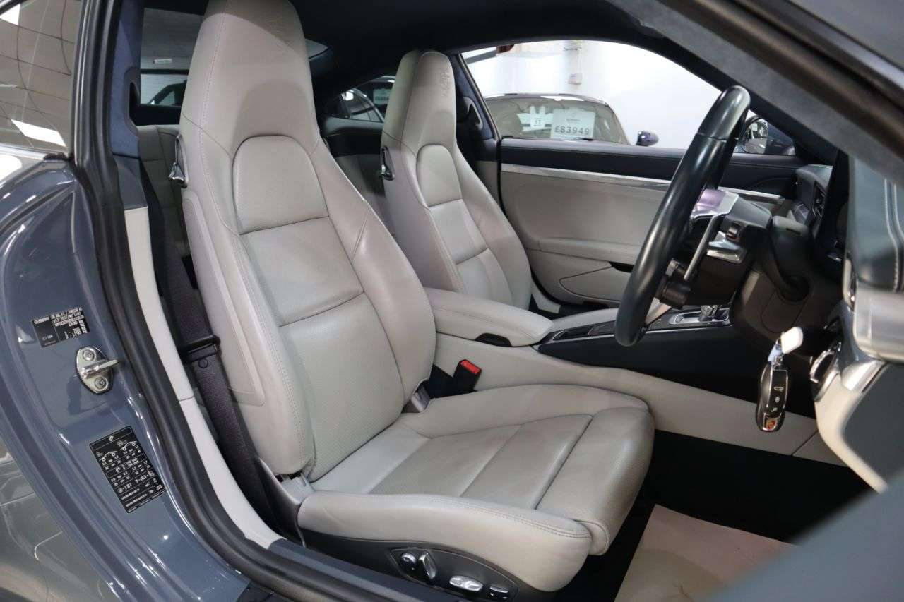 2017 PORSCHE 911 2017 PORSCHE 911