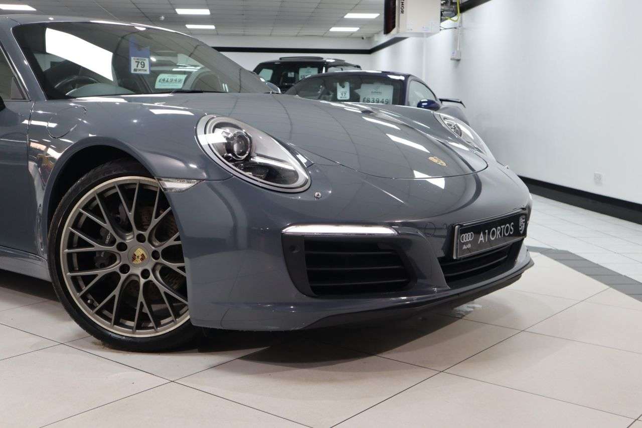 2017 PORSCHE 911 2017 PORSCHE 911