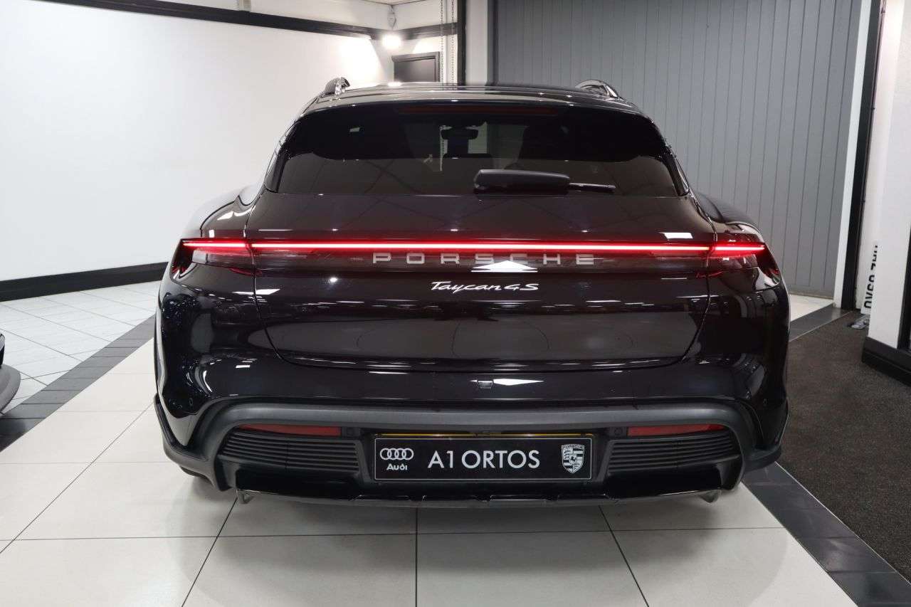 2023 PORSCHE TAYCAN 2023 PORSCHE TAYCAN