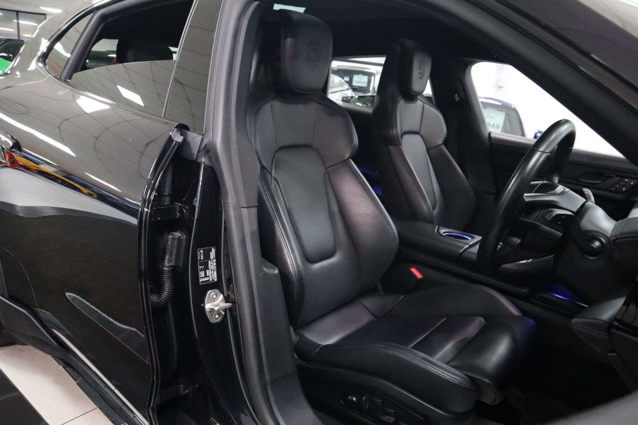 2023 PORSCHE TAYCAN 2023 PORSCHE TAYCAN