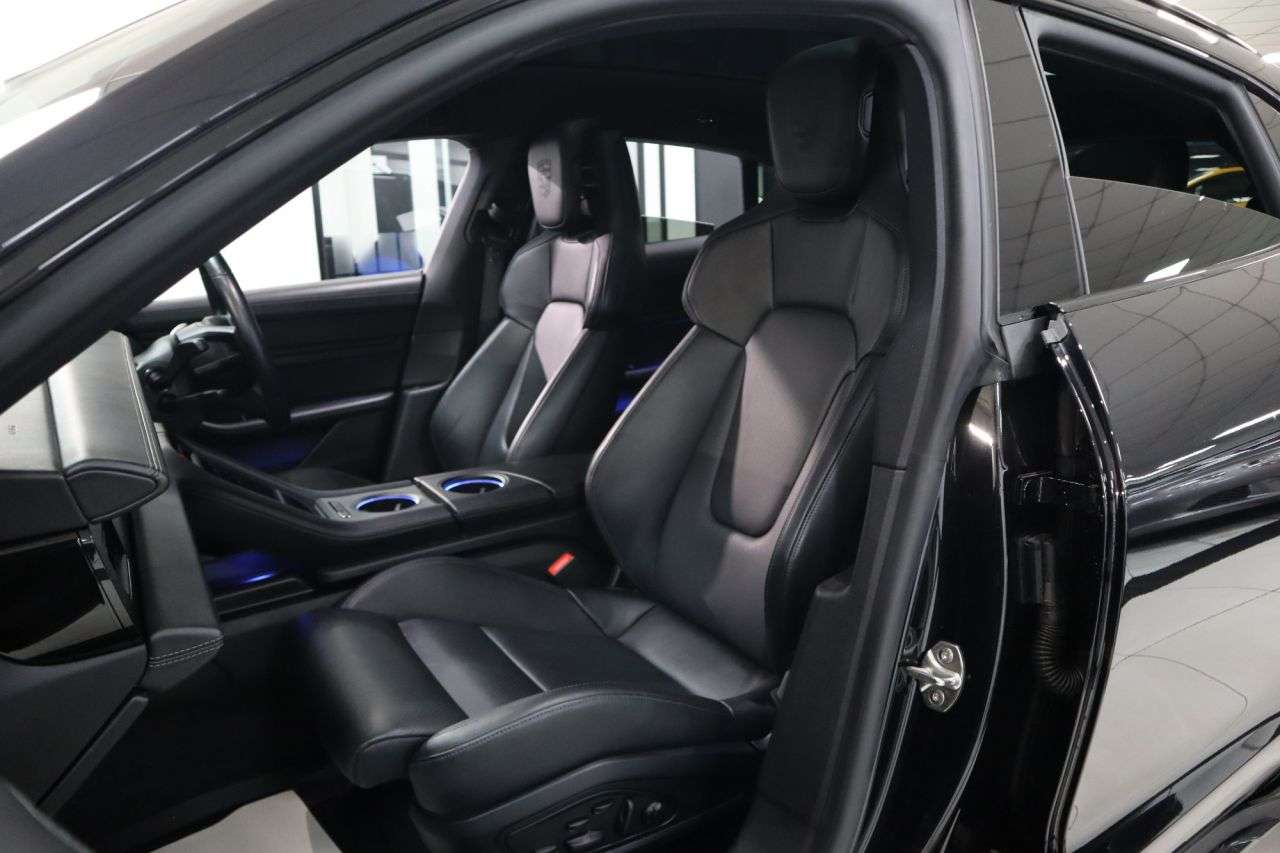 2023 PORSCHE TAYCAN 2023 PORSCHE TAYCAN