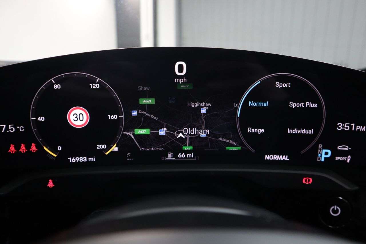 2023 PORSCHE TAYCAN 2023 PORSCHE TAYCAN