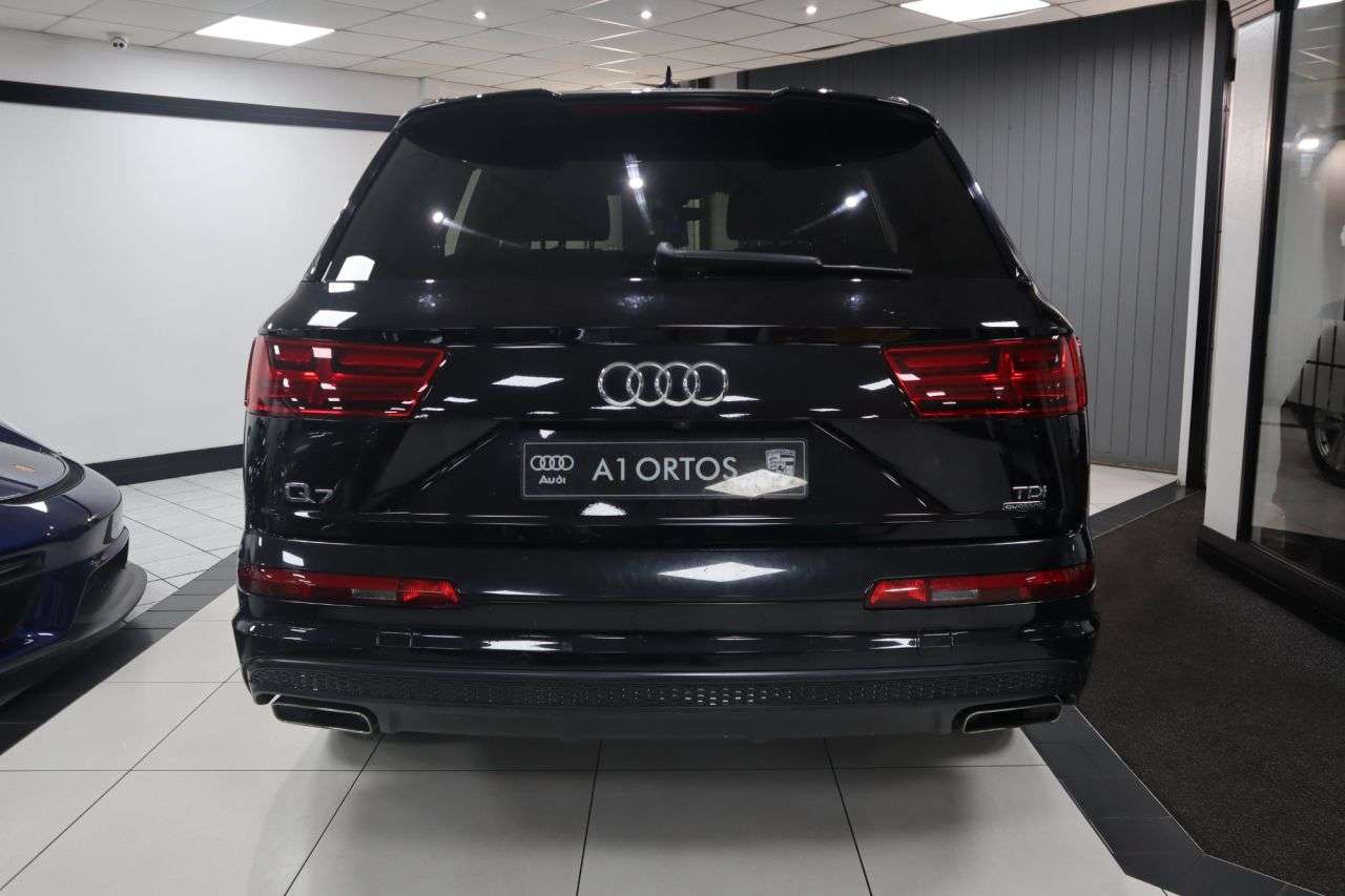 A 2017 AUDI Q7 3.0 TDI V6 S line SUV 5dr Diesel Tiptronic quattro Euro 6 (s/s) (272 ps) BE A 2017 AUDI Q7 3.0 TDI V6 S line SUV 5dr Diesel Tiptronic quattro Euro 6 (s/s) (272 ps) BE