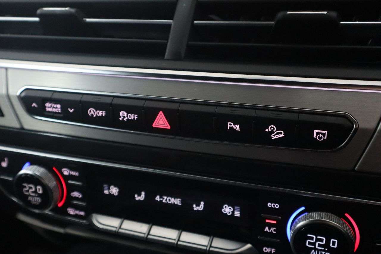 2017 AUDI Q7 2017 AUDI Q7