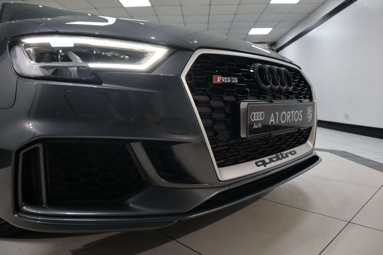 2019 AUDI RS3 2019 AUDI RS3