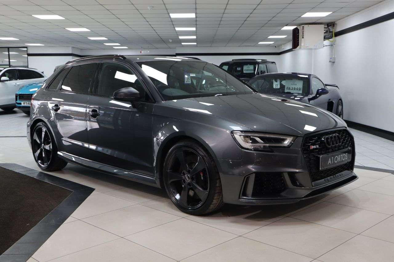 A 2019 AUDI RS3 2.5 TFSI Sportback 5dr Petrol S Tronic quattro Euro 6 (s/s) (400 ps) AMAZIN A 2019 AUDI RS3 2.5 TFSI Sportback 5dr Petrol S Tronic quattro Euro 6 (s/s) (400 ps) AMAZIN