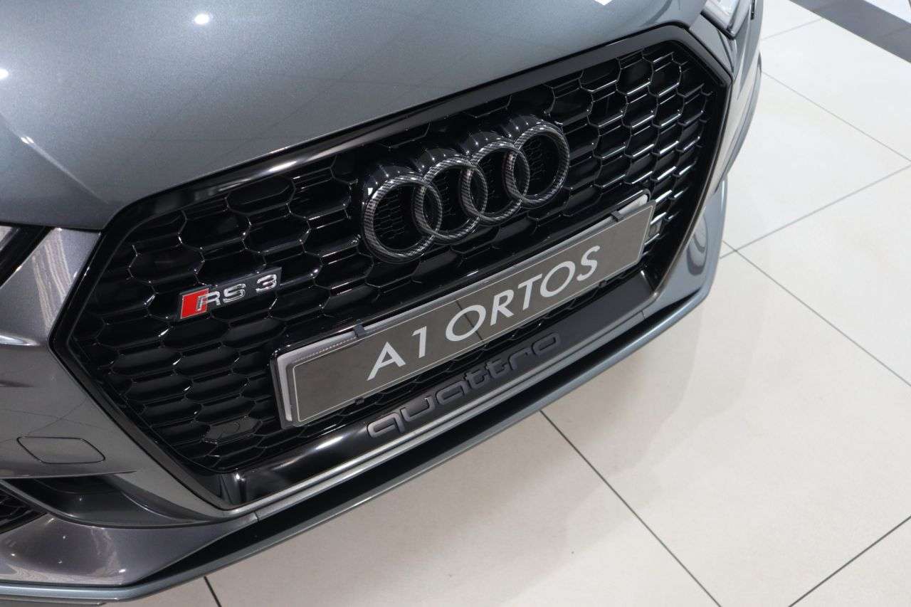 2019 AUDI RS3 2019 AUDI RS3