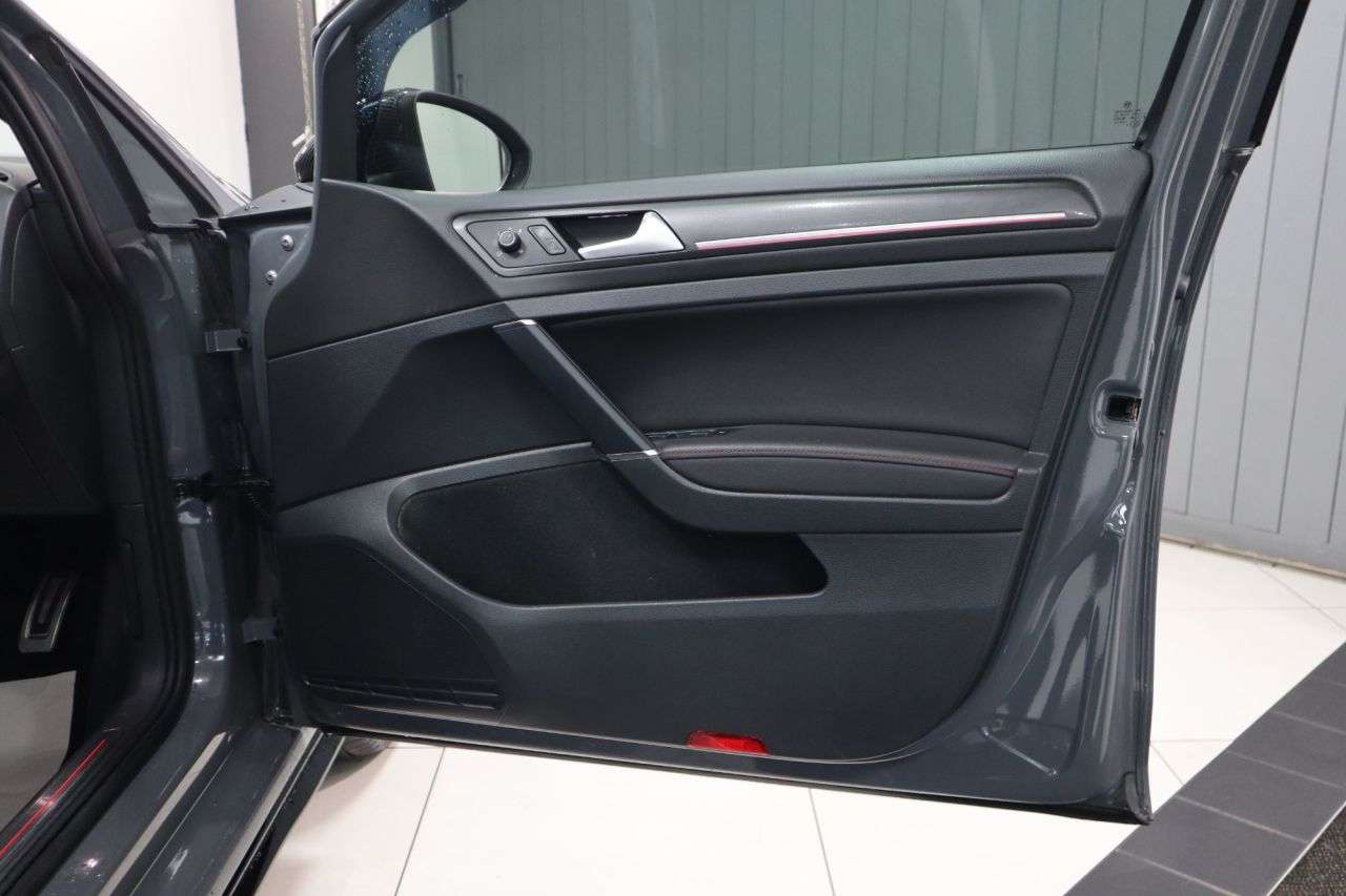 2020 VOLKSWAGEN GOLF 2020 VOLKSWAGEN GOLF