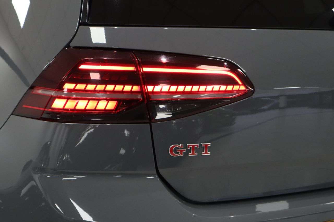 2020 VOLKSWAGEN GOLF 2020 VOLKSWAGEN GOLF