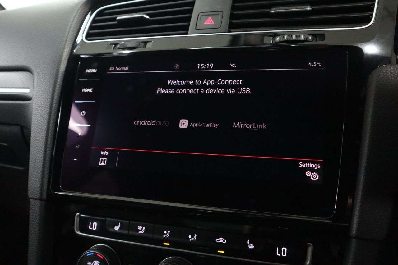 2020 VOLKSWAGEN GOLF 2020 VOLKSWAGEN GOLF