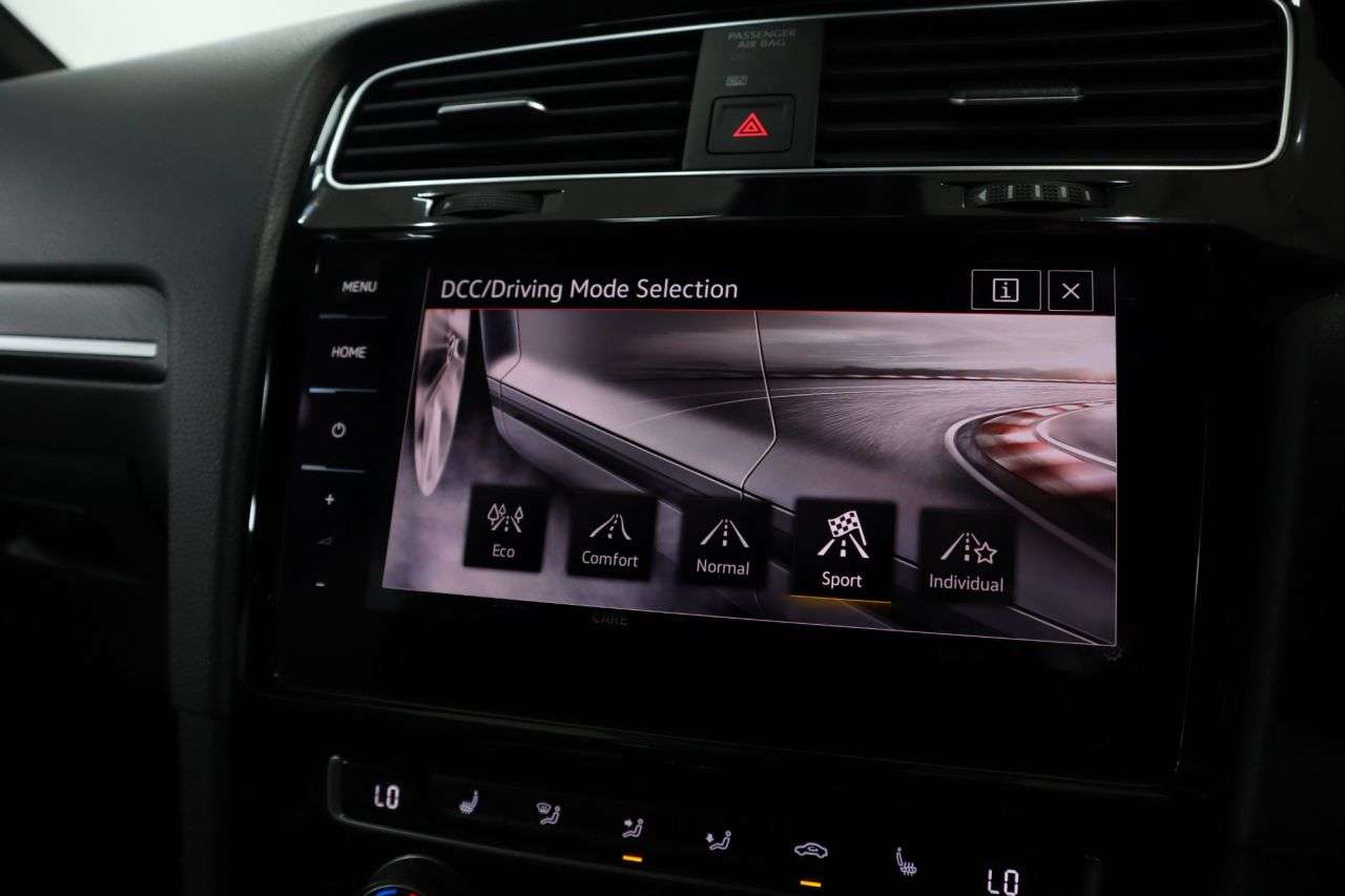 2020 VOLKSWAGEN GOLF 2020 VOLKSWAGEN GOLF