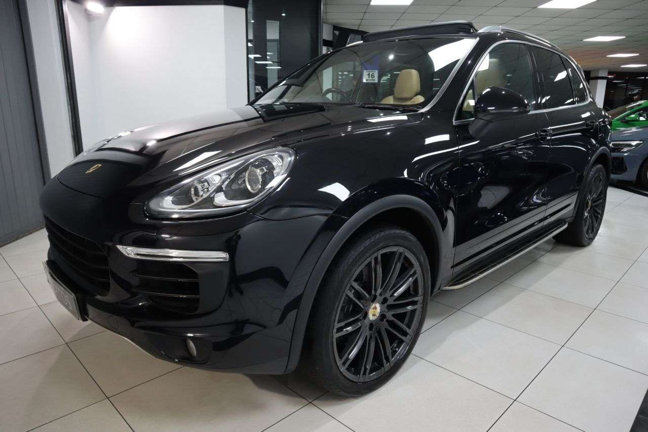 2018 PORSCHE CAYENNE 2018 PORSCHE CAYENNE