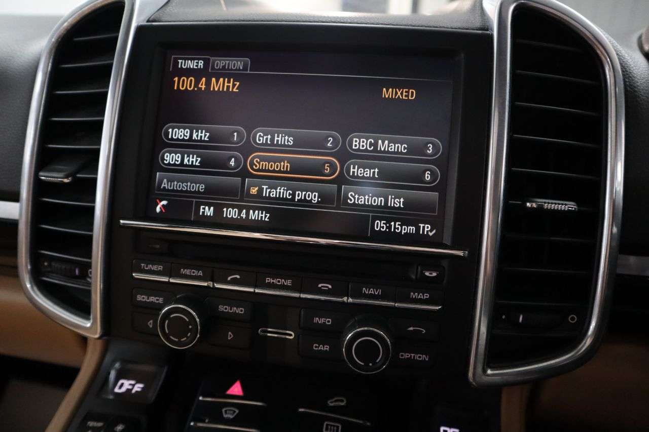 2018 PORSCHE CAYENNE 2018 PORSCHE CAYENNE