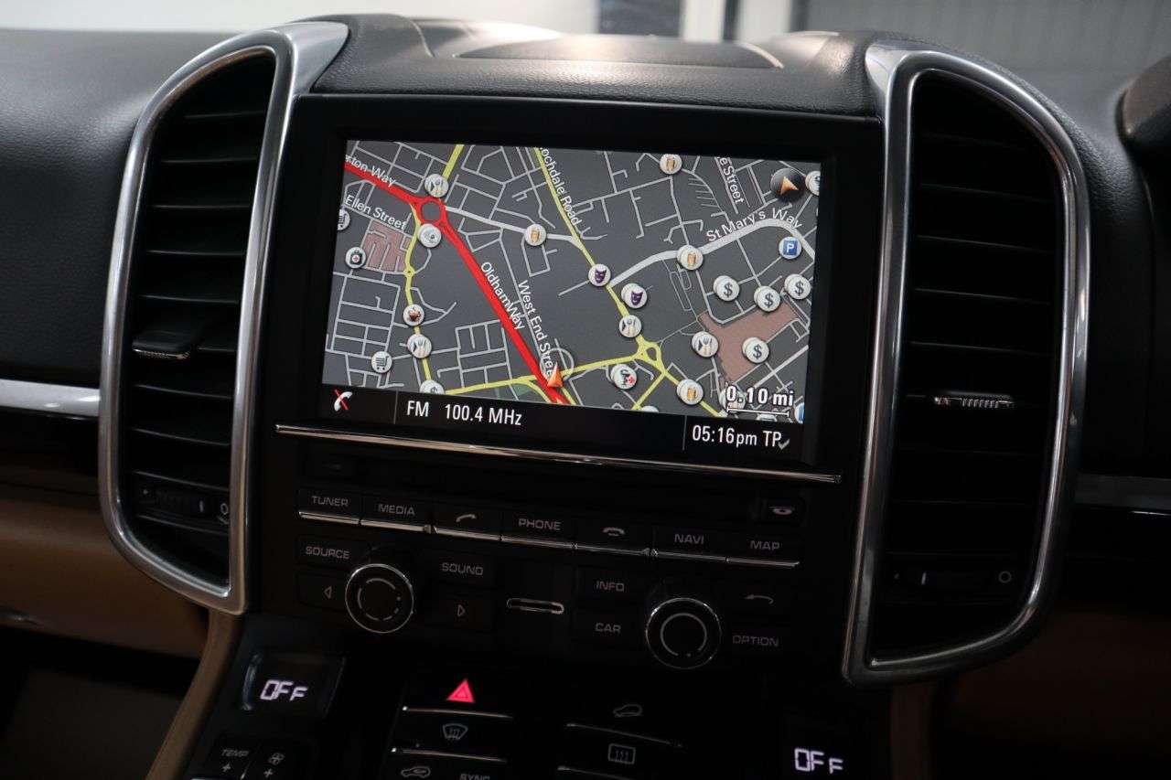 2018 PORSCHE CAYENNE 2018 PORSCHE CAYENNE