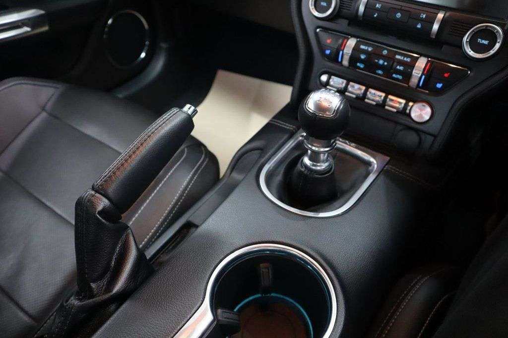 2019 FORD MUSTANG 2019 FORD MUSTANG