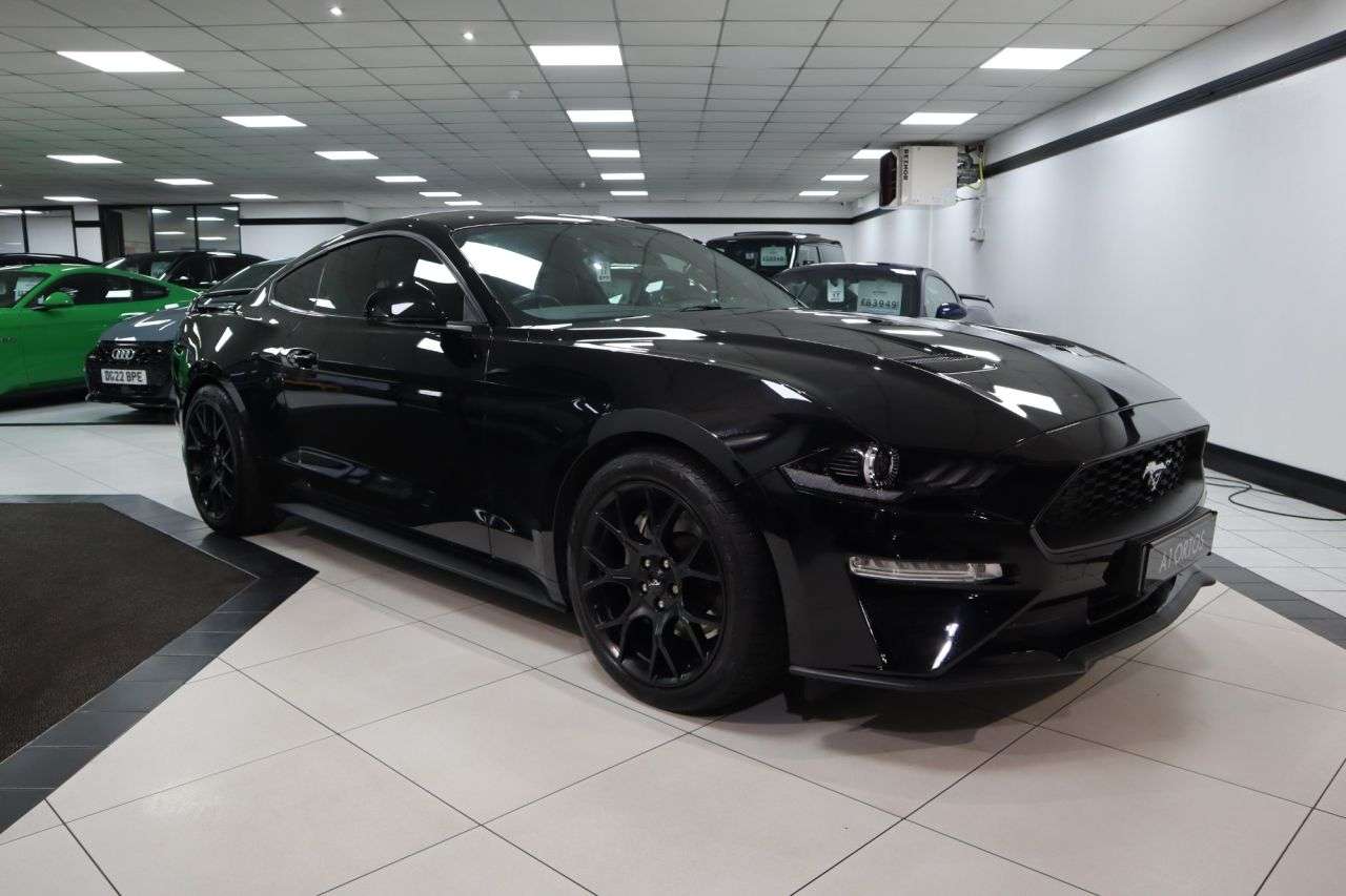 A 2019 FORD MUSTANG ECOBOOST A 2019 FORD MUSTANG ECOBOOST