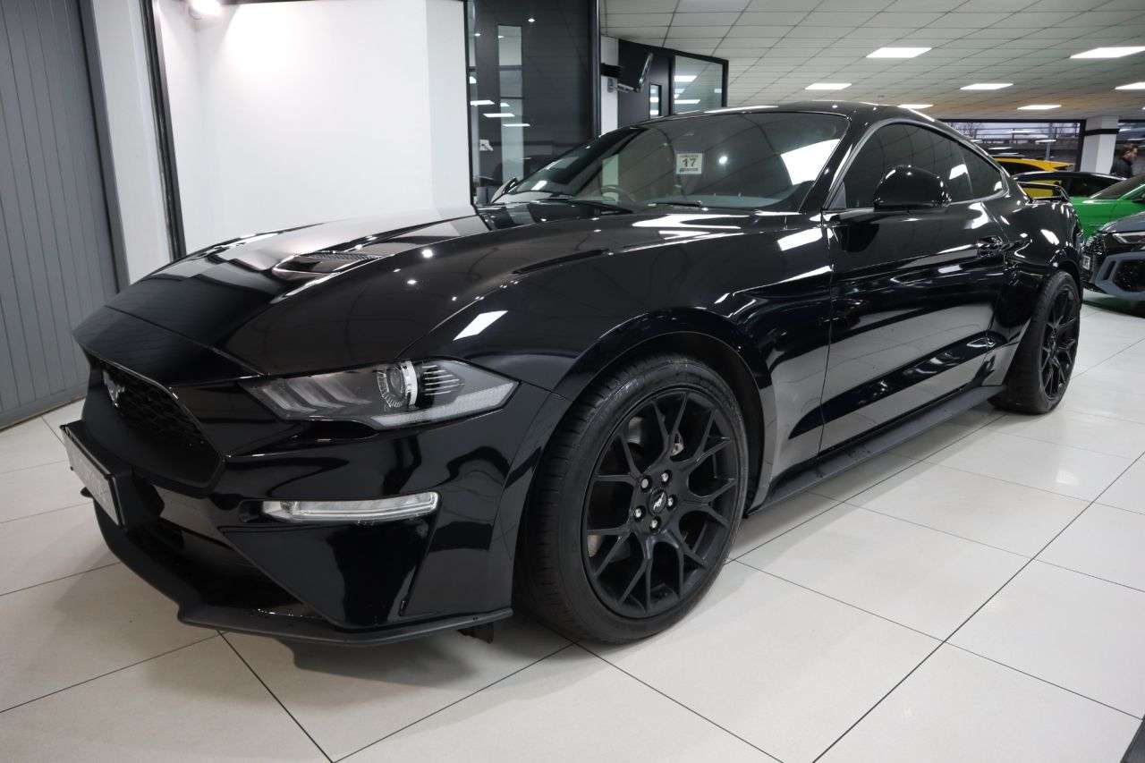 A 2019 FORD MUSTANG ECOBOOST A 2019 FORD MUSTANG ECOBOOST