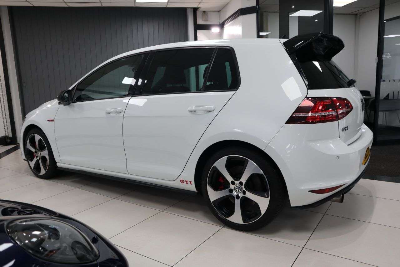 2015 VOLKSWAGEN GOLF 2015 VOLKSWAGEN GOLF