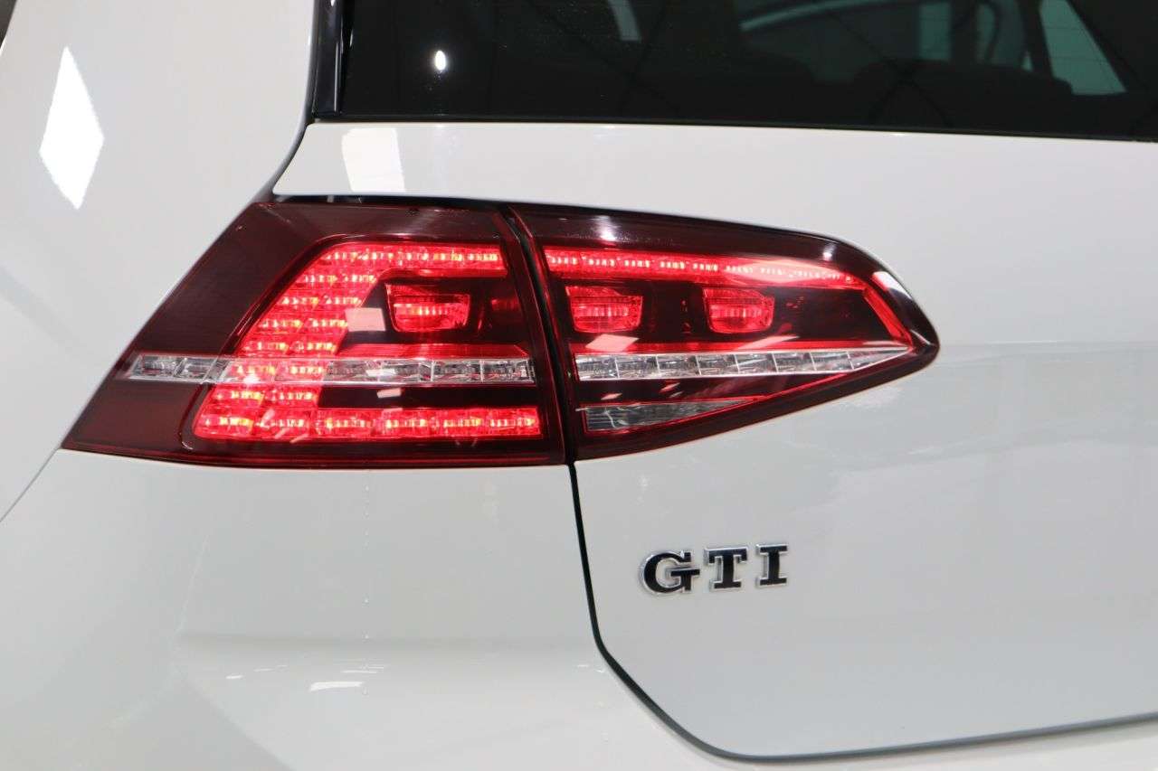 2015 VOLKSWAGEN GOLF 2015 VOLKSWAGEN GOLF