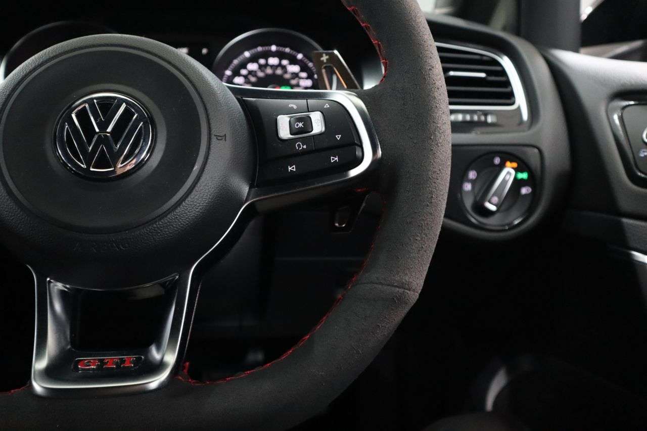 2015 VOLKSWAGEN GOLF 2015 VOLKSWAGEN GOLF