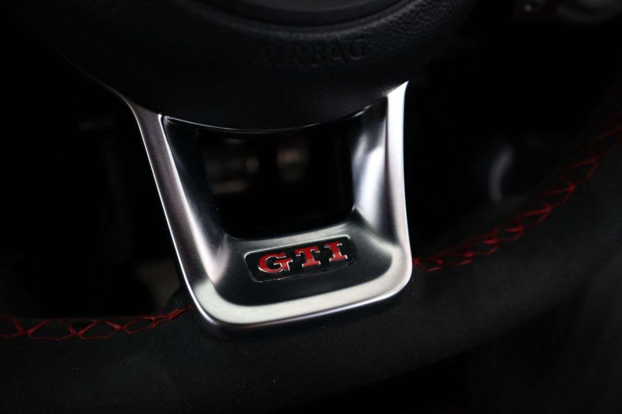 2015 VOLKSWAGEN GOLF 2015 VOLKSWAGEN GOLF