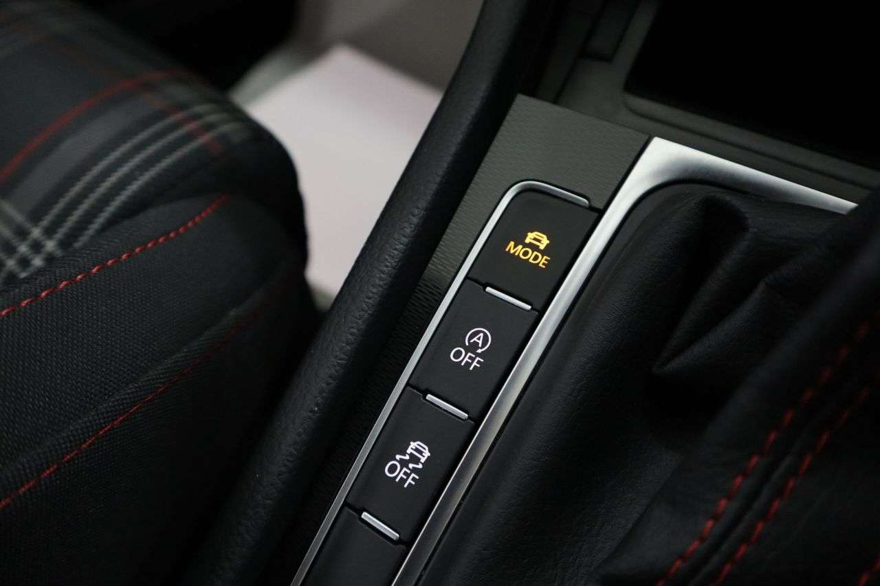 2015 VOLKSWAGEN GOLF 2015 VOLKSWAGEN GOLF