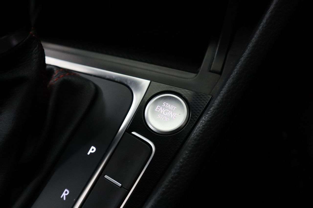 2015 VOLKSWAGEN GOLF 2015 VOLKSWAGEN GOLF