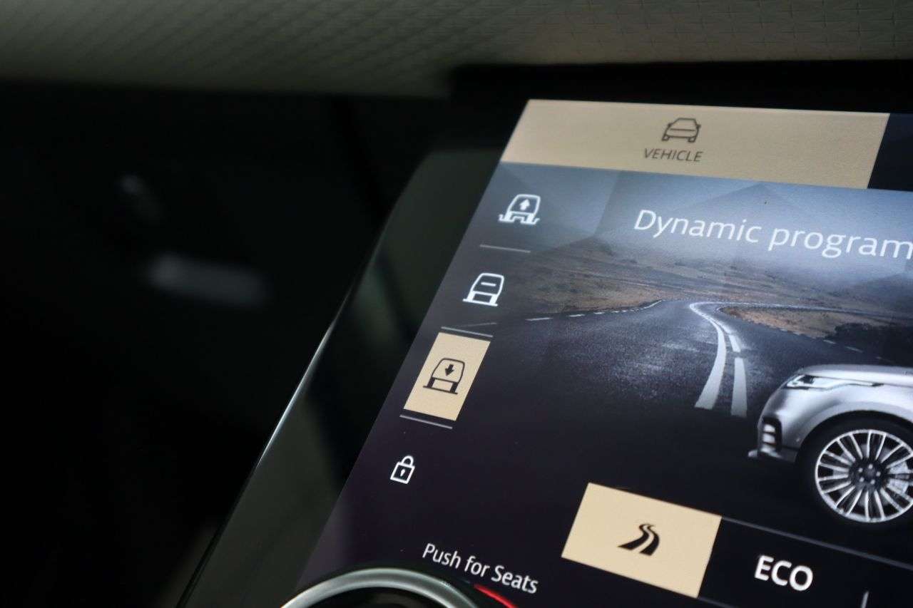 2022 LAND ROVER RANGE ROVER VELAR 2022 LAND ROVER RANGE ROVER VELAR