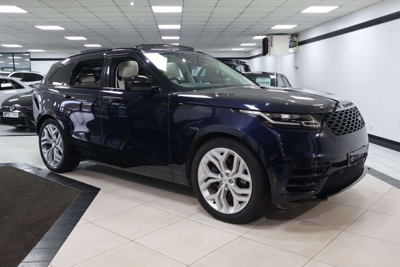 A 2022 LAND ROVER RANGE ROVER VELAR 2.0 D200 MHEV R-Dynamic SE SUV 5dr Diesel Auto 4WD Euro 6 (s/s) (204 ps) 1 A 2022 LAND ROVER RANGE ROVER VELAR 2.0 D200 MHEV R-Dynamic SE SUV 5dr Diesel Auto 4WD Euro 6 (s/s) (204 ps) 1