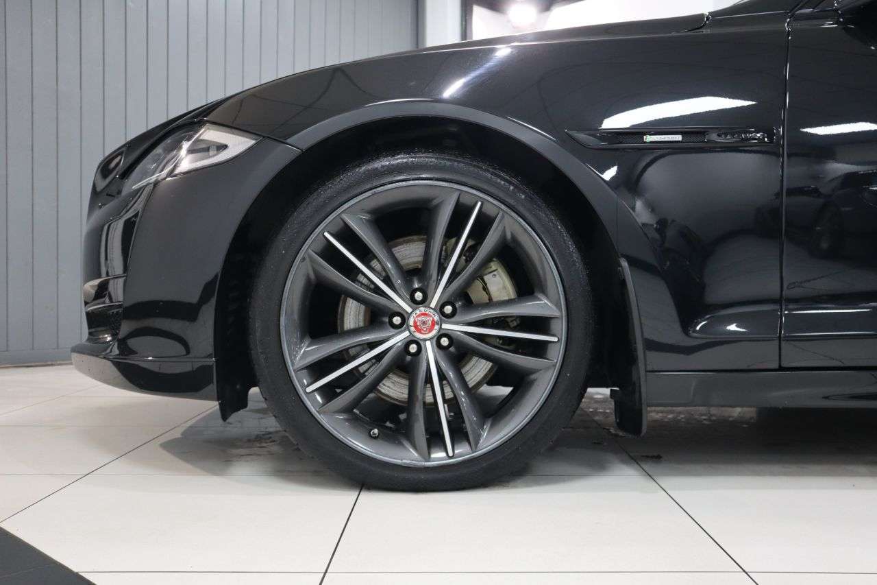 2019 JAGUAR XJ 2019 JAGUAR XJ