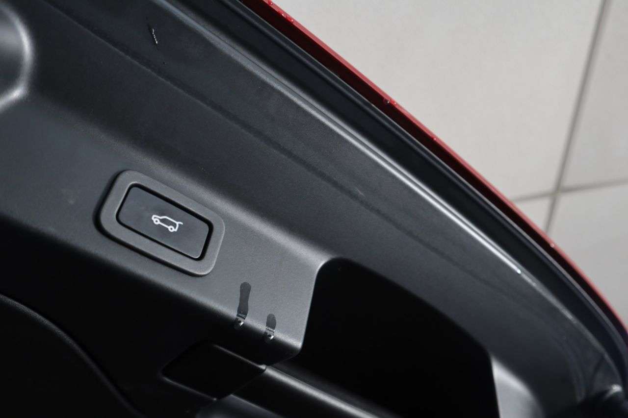 2017 JAGUAR F-PACE 2017 JAGUAR F-PACE