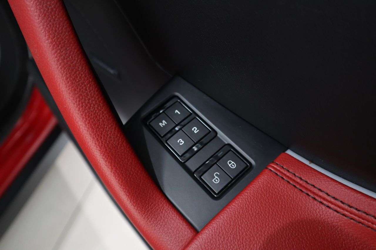 2017 JAGUAR F-PACE 2017 JAGUAR F-PACE