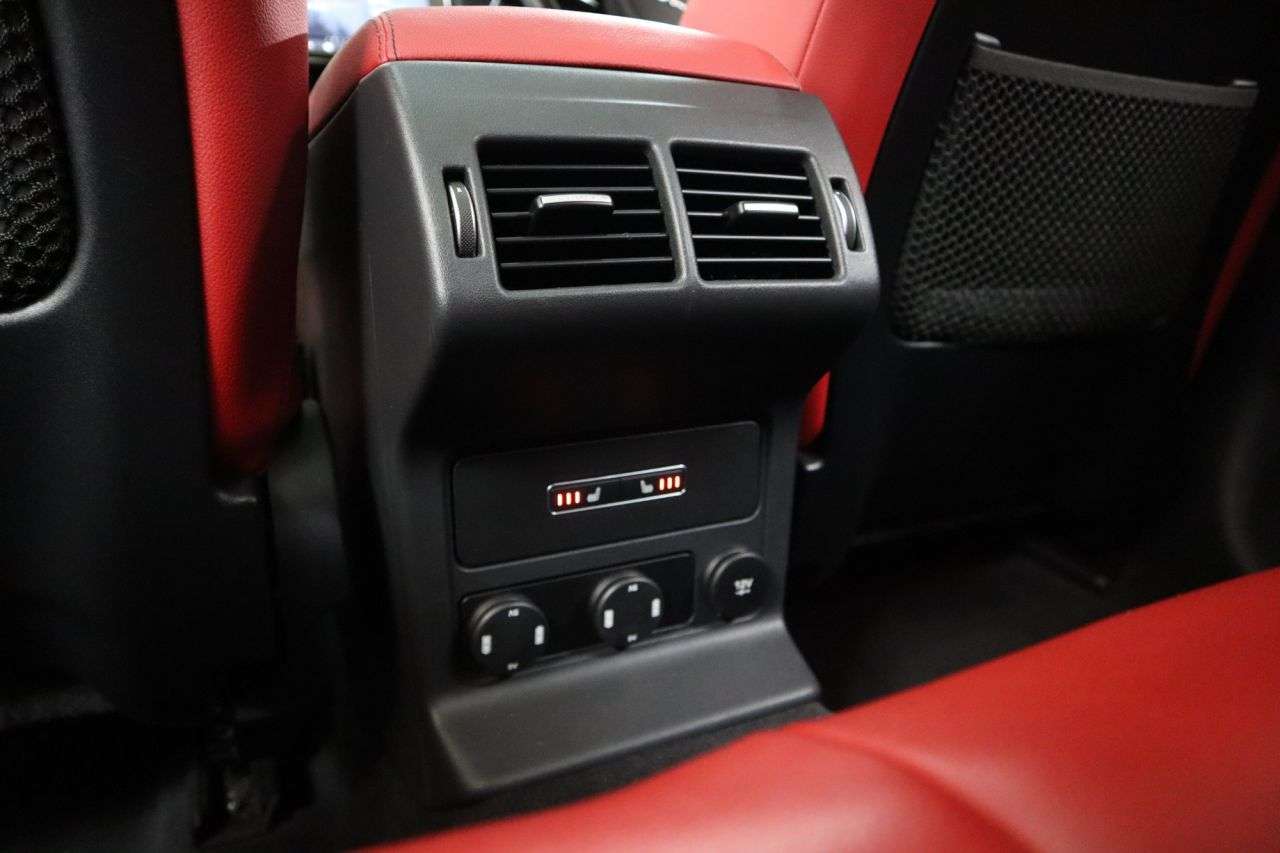 2017 JAGUAR F-PACE 2017 JAGUAR F-PACE