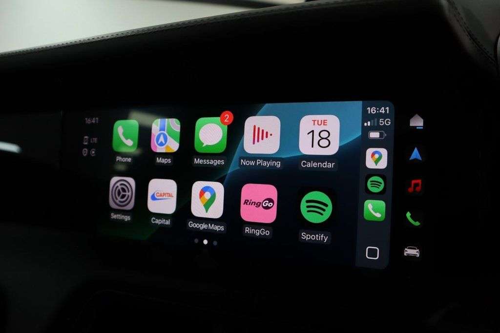 2023 PORSCHE TAYCAN 2023 PORSCHE TAYCAN