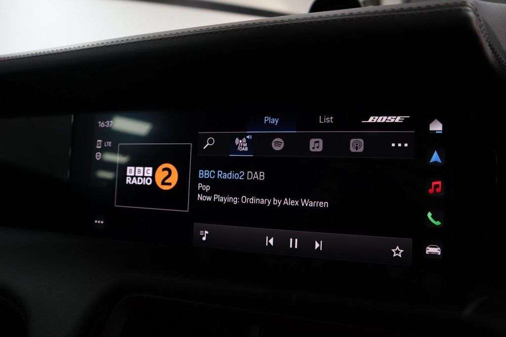 2023 PORSCHE TAYCAN 2023 PORSCHE TAYCAN