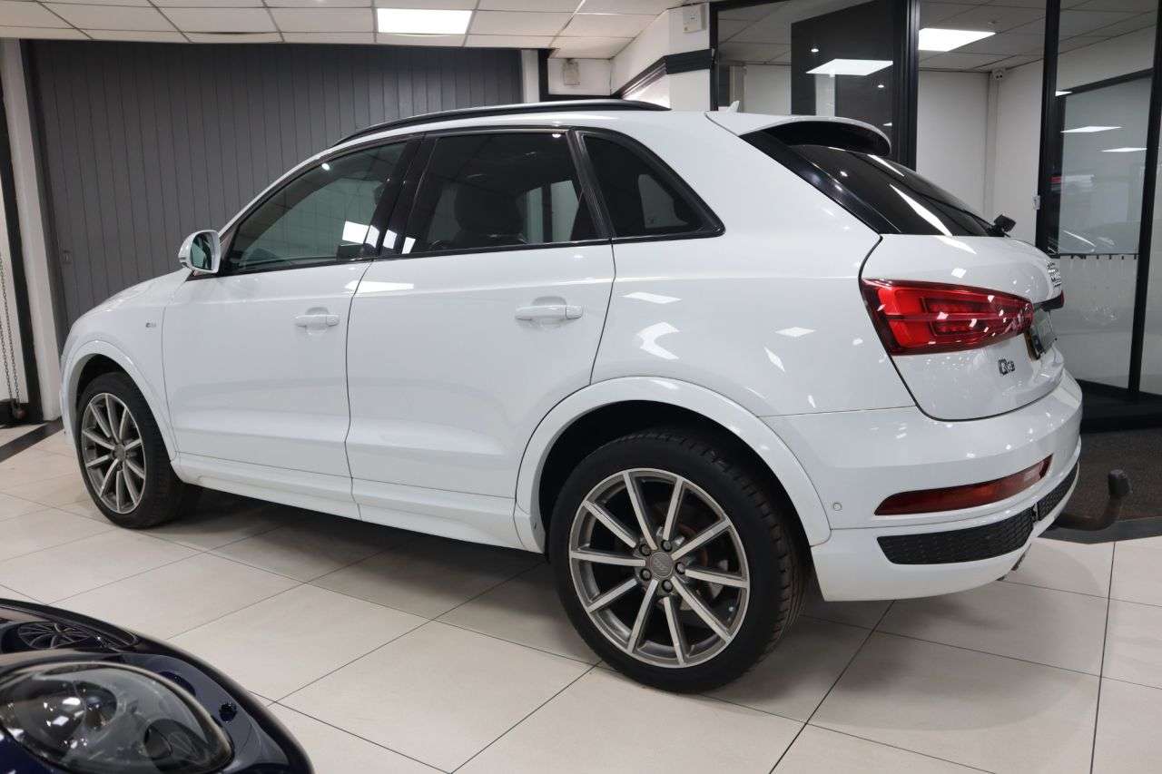 2015 AUDI Q3 2015 AUDI Q3