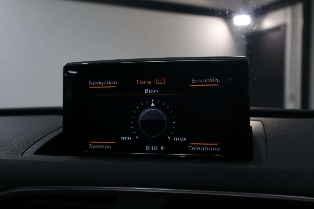 2015 AUDI Q3 2015 AUDI Q3