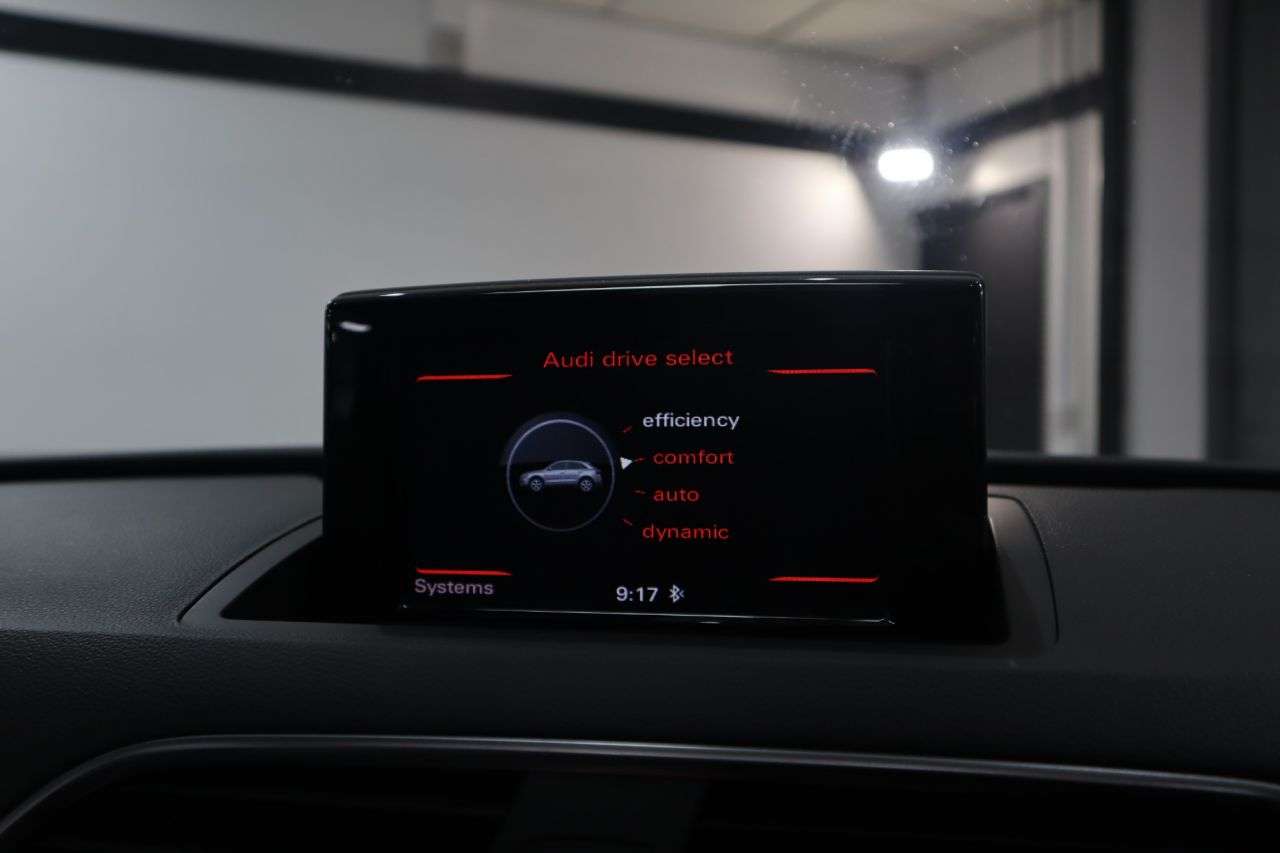 2015 AUDI Q3 2015 AUDI Q3