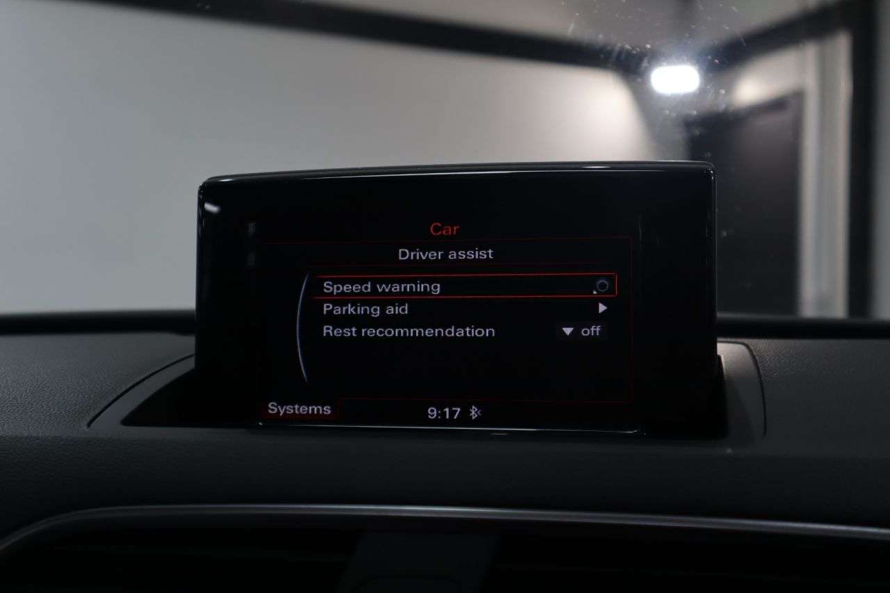 2015 AUDI Q3 2015 AUDI Q3