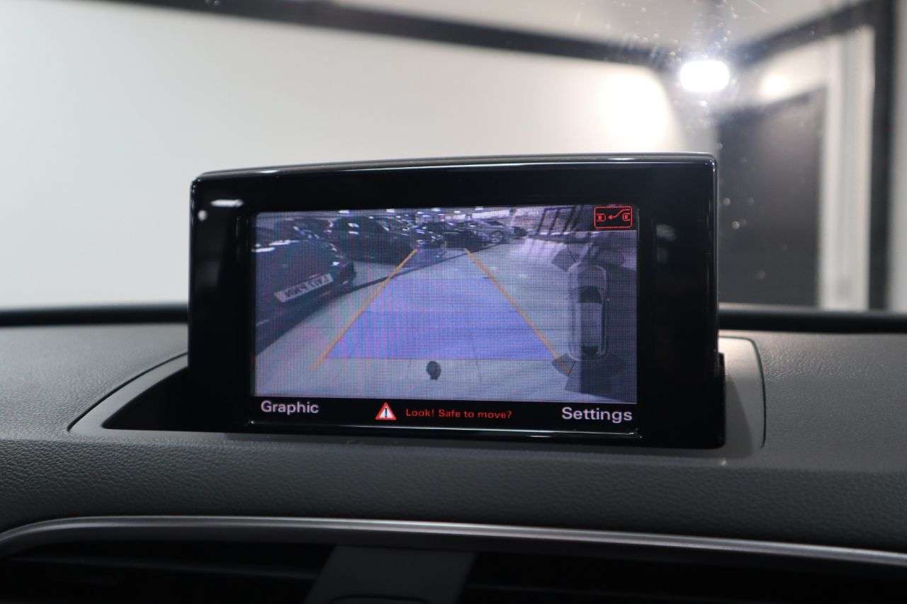 2015 AUDI Q3 2015 AUDI Q3