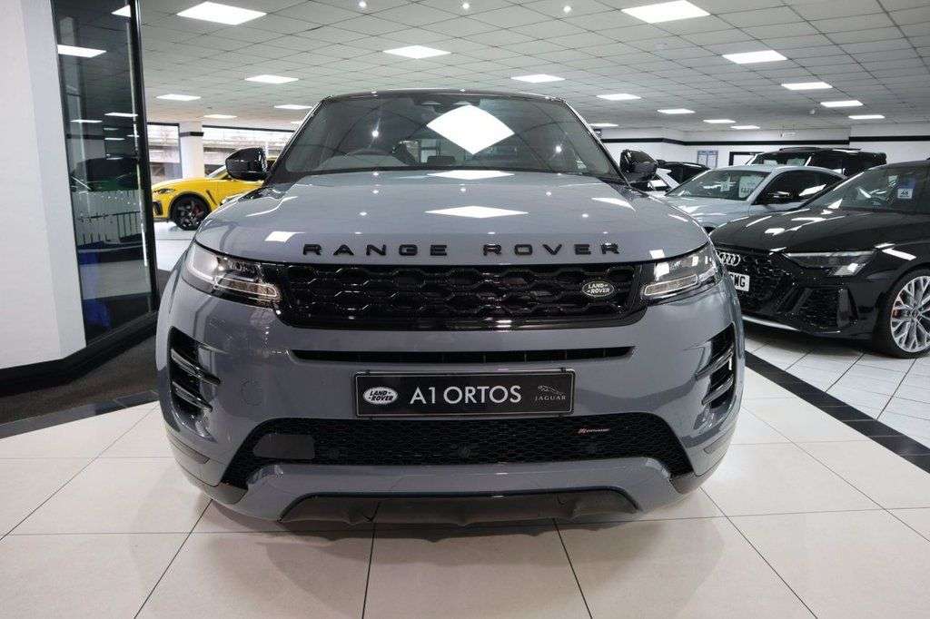 A 2022 LAND ROVER RANGE ROVER EVOQUE 2.0 D200 MHEV R-Dynamic HSE SUV 5dr Diesel Auto 4WD Euro 6 (s/s) (204 ps) 1 A 2022 LAND ROVER RANGE ROVER EVOQUE 2.0 D200 MHEV R-Dynamic HSE SUV 5dr Diesel Auto 4WD Euro 6 (s/s) (204 ps) 1